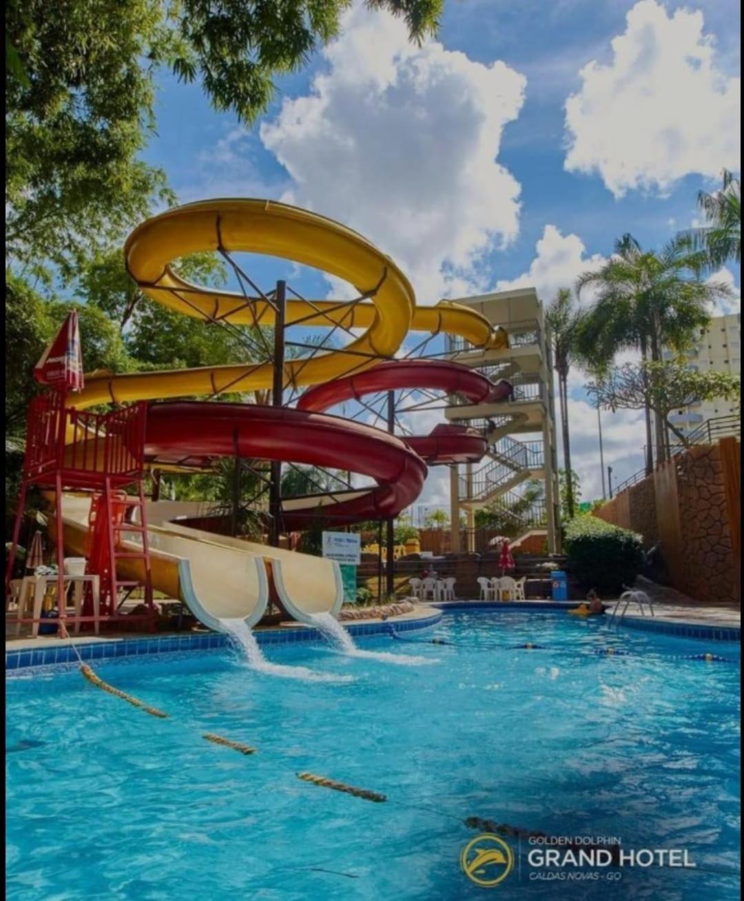Golden Dolphin Grand Hotel カルダス・ノバス エクステリア 写真